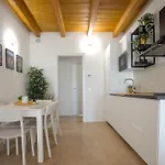 Apartman Carpe Diem 2 Bedrooms 2 Bathrooms Free Parking Como