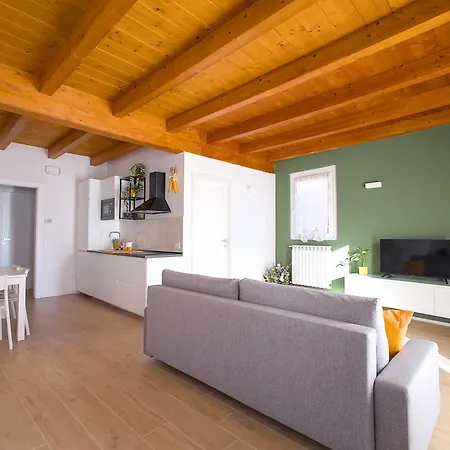 Carpe Diem 2 Bedrooms 2 Bathrooms Free Parking Апартаменты Комо